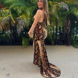 Elegant Snake Print Halter Maxi Dress with Open Back